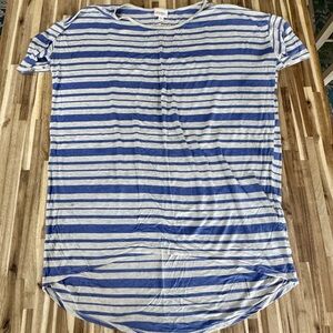 LuLaRoe Blue and White Striped Short Sleeve Tee Oversized